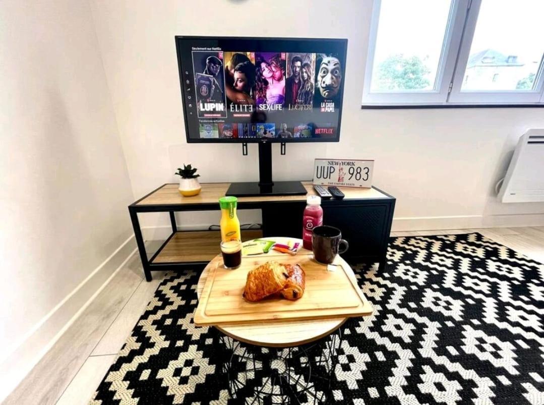 The New-yorker - Hyper Centre- 2mn Gare Sncf - Wi-fi Netflix Gratuit * Niort